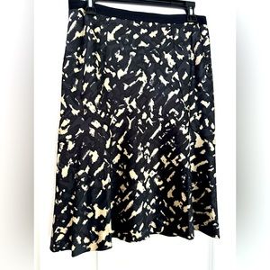 Ann Taylor Skirt A-Line Lined Tan&Black Size: 6